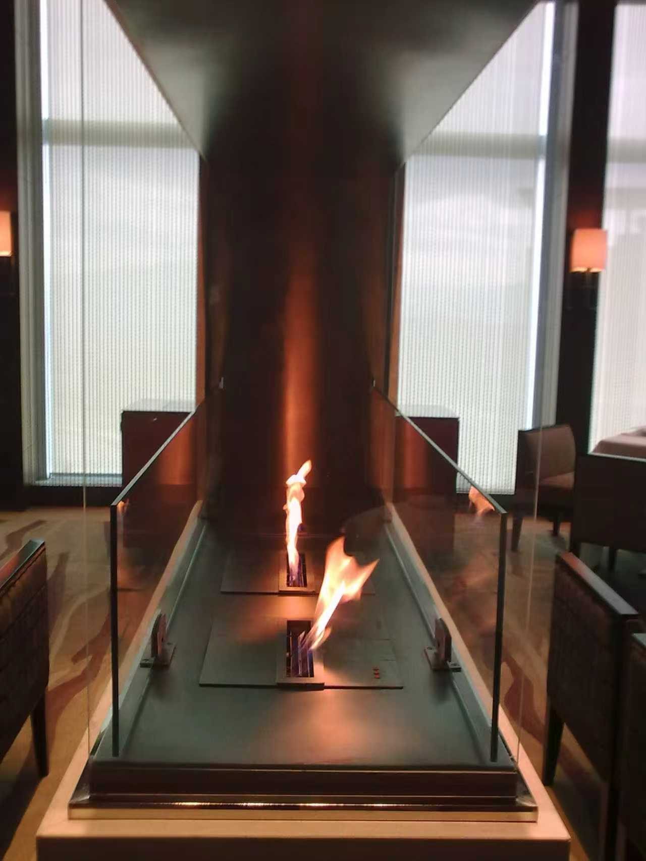 BB-280 twin flame detail close-up — bright orange real flame · clean bioethanol combustion